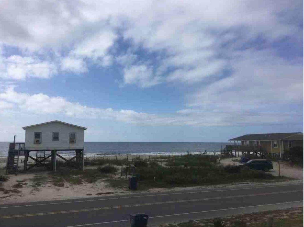 Donovan"S Reef Oak Island Ngoại thất bức ảnh